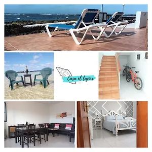 Casa El Lajiar Holiday home Orzola