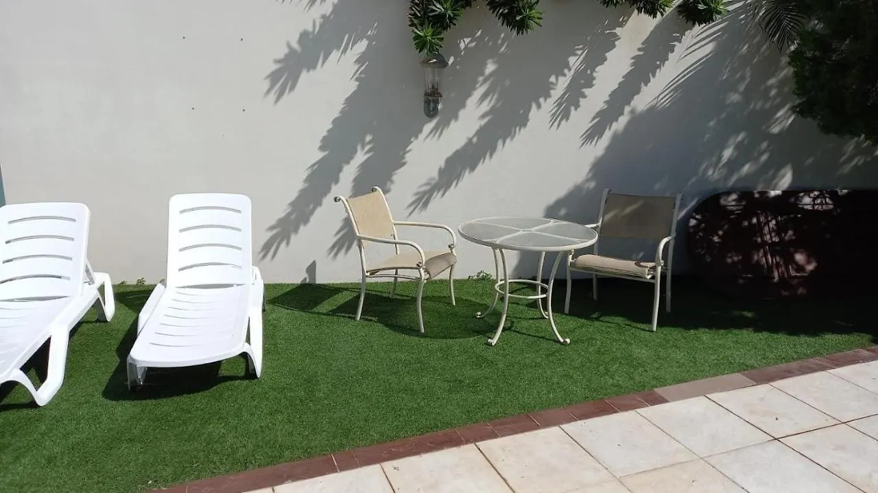 פאלם ביץ' Sandpiper Beach Apartments פאלם ביץ'